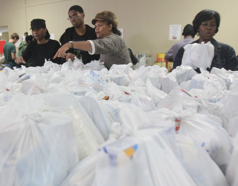 Copperas Cove Community Thanksgiving Basket Benefit